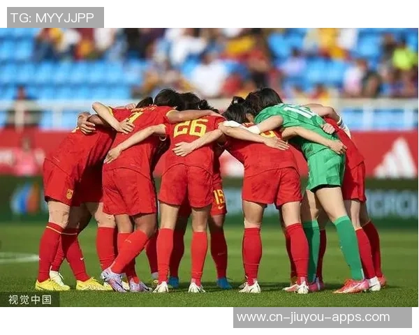 中国女足迎战荷兰女足力争突破展现拼搏精神与团队合作的精彩对决